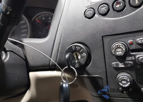 2004 Pontiac Grand Prix Gt2 from USA, damaged, VIN 2G2WS542641205866